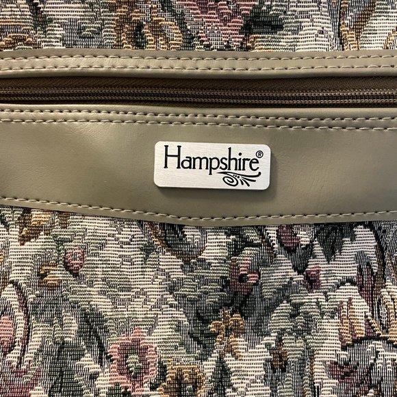 Vintage Floral Tapestry Garment Bag By Hampshire - Picture 2 of 12